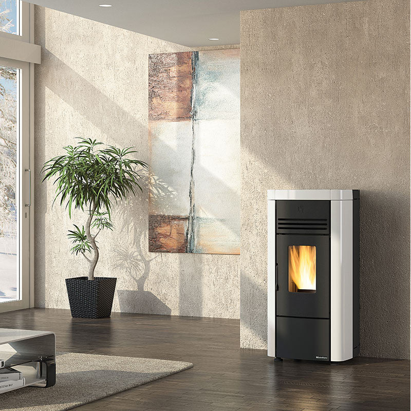 Angela Plus Evo 8 kW Pelletheizung – wasserdicht, kanalisierbar, Extraflame