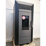 Lade das Bild in den Galerie-Viewer, Baracuda Commo Plus 21kW Pelletheizung Hydro – Schwarz, leise, autark
