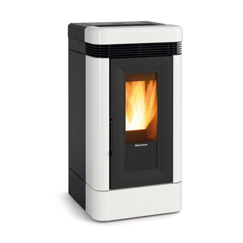 Leistungsstarker Lucia Pelletkaminofen: 13 kW, A++, hohe Effizienz, modernes Design