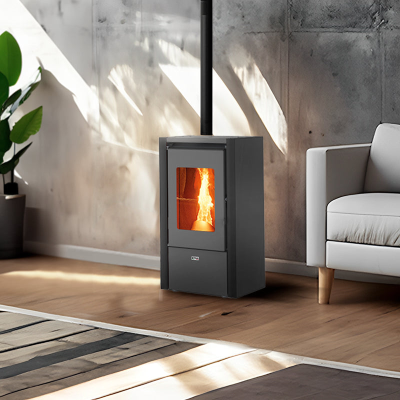 ETNA "Mignon" Pelletkaminofen 6 kW - Kompakt, Effizient, Konnektiv für kleine Räume