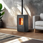 Lade das Bild in den Galerie-Viewer, ETNA &quot;Mignon&quot; Pelletkaminofen 6 kW - Kompakt, Effizient, Konnektiv für kleine Räume
