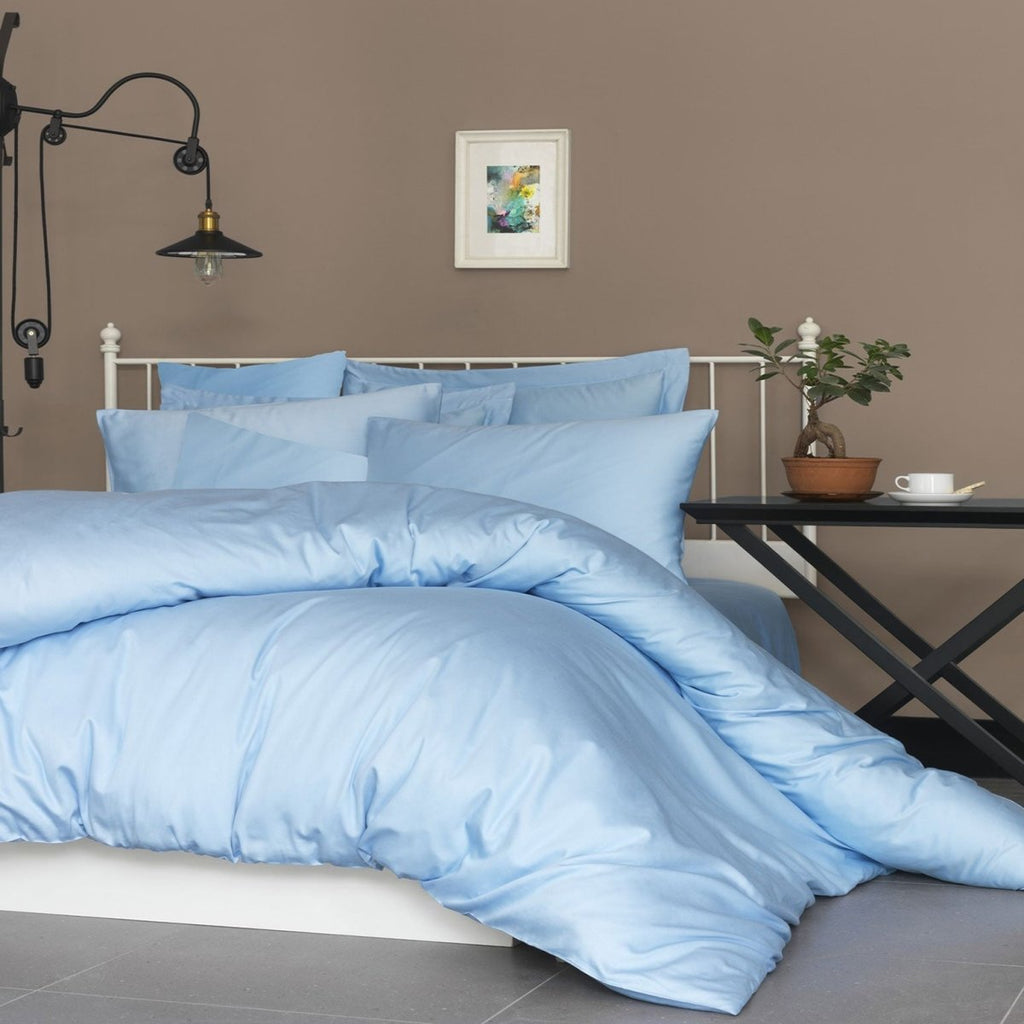 Luxuriöse Hellblaue Satin-Bettwäsche: Ultimativer Schlafkomfort mit Eleganter Baumwolle