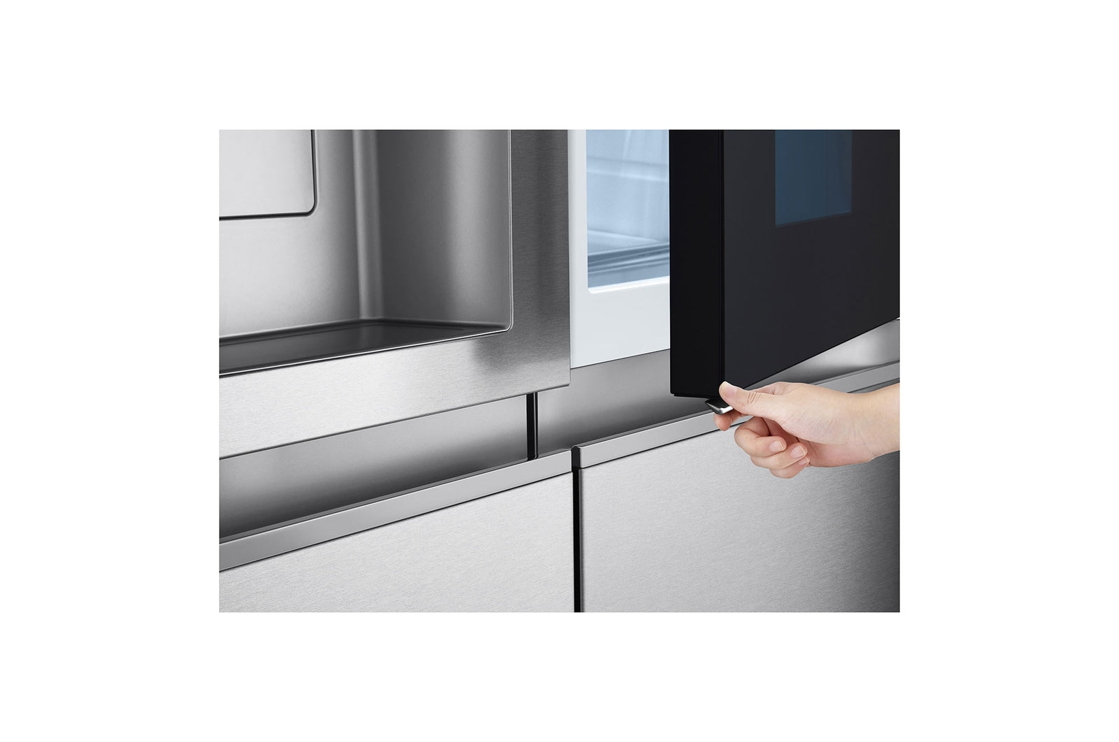 LG InstaView Side-by-Side Kühlschrank, 628L, NoFrost, Eis- & Wasserspender, Smart Inverter