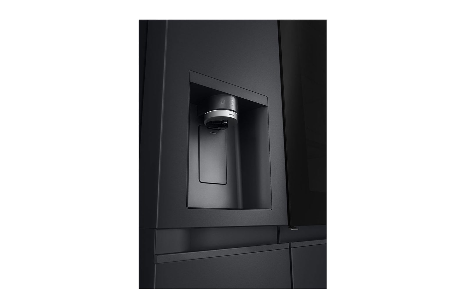LG InstaView Side-by-Side Kühlschrank: 628L, Eis-, Wasser-Spender, Smart Inverter Kompressor