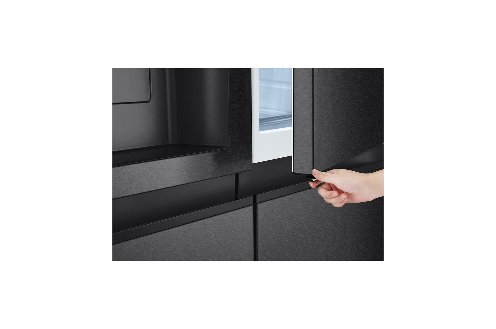 LG Side-by-Side Kühlschrank: 638L, Eis-, Crushed Ice- & Wasserspender, Mattschwarz