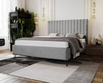 Lade das Bild in den Galerie-Viewer, Luxuriöses Designer Polsterbett Veleria aus Samt – Modernes Schlafzimmer Komfortbett ohne Stauraum
