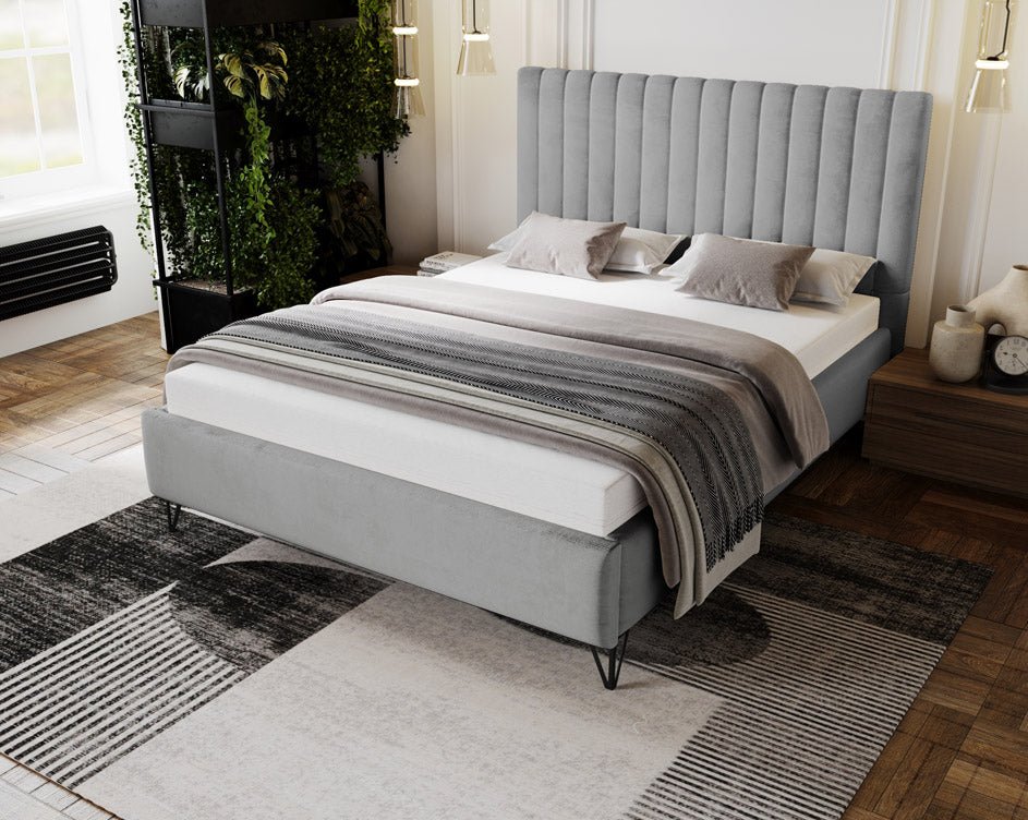 Luxuriöses Designer Polsterbett Veleria aus Samt – Modernes Schlafzimmer Komfortbett ohne Stauraum