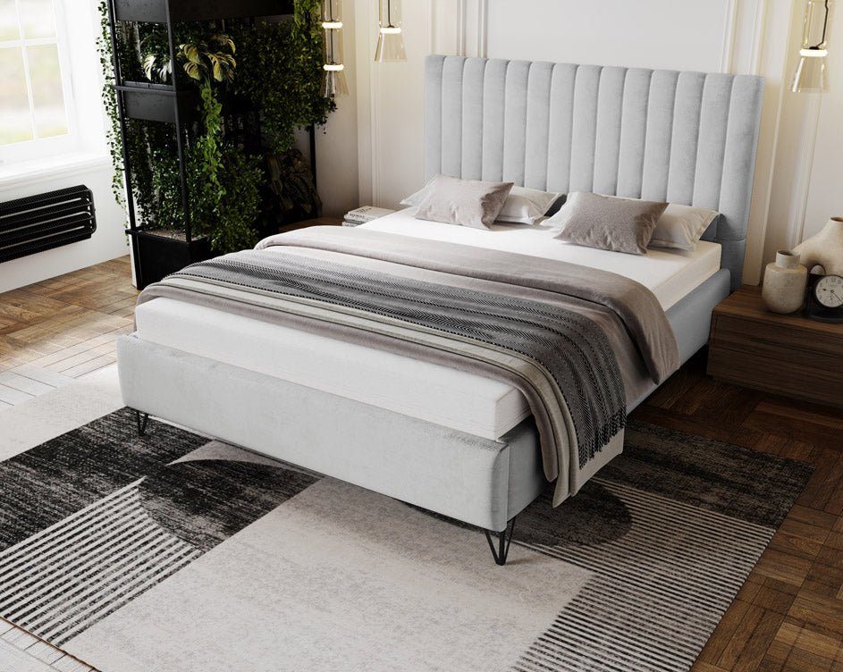Luxuriöses Designer Polsterbett Veleria aus Samt – Modernes Schlafzimmer Komfortbett ohne Stauraum